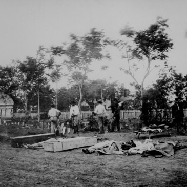 Burying the dead at Fredericksburg