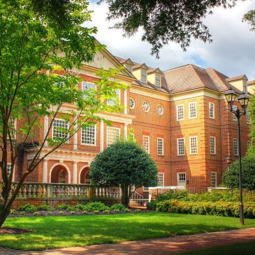Robertson Hall at Regent University