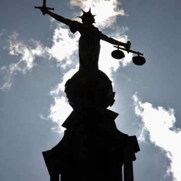 Lady Justice over the Old Bailey