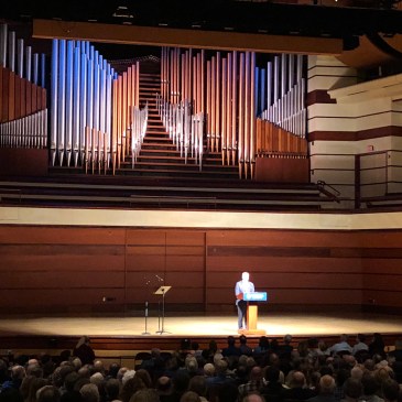 David Brooks speaking in Bethel's Great Hall