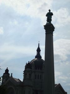 Soldiers and Sailors Monument in St. Paul, MN