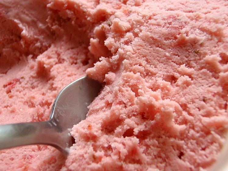 Strawberry ice cream